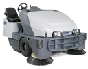 NILFISK-SW8000 LARGE RIDE ON